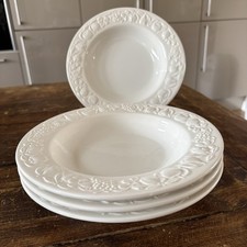 The Pier White Embossed Fruits