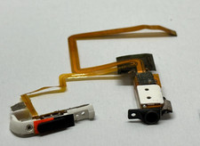 Thin Black Headphone Jack Hold