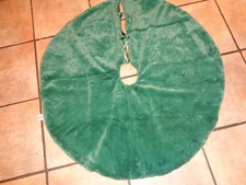 CHRISTMAS TREE SKIRT SATIN