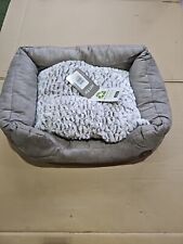 Danish Design Arctic Cosy Snuggle Dog Bed Approx 61x50x15cm Grey & Furry Inner