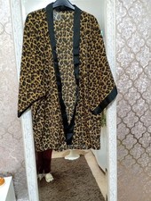 Ladies Size M 14/16 Animal Print Kimono. New.