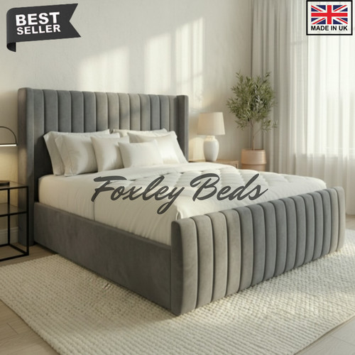 Upholstered panel winged - winged, plush