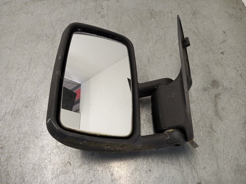 E1010384 left rearview - left,