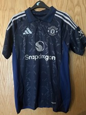 Manchester United Medium