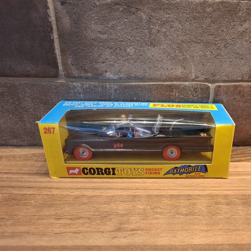 Corgi 267 matt black batmobile - 267,