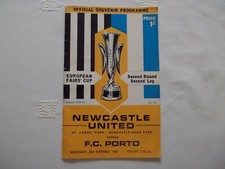 NEWCASTLE UNITED V PORTO EUROPEAN FAIRS' CUP 1969-70 PROGRAMME - VERY GOOD CONDI