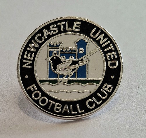 Newcastle united pin badge - pin,