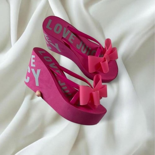 Juicy couture hot pink - hot,
