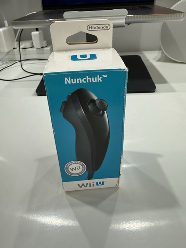 Nintendo nunchuck controller - nunchuck,