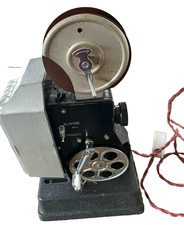 Dekko hand-cranked 9.5mm film projector in original case