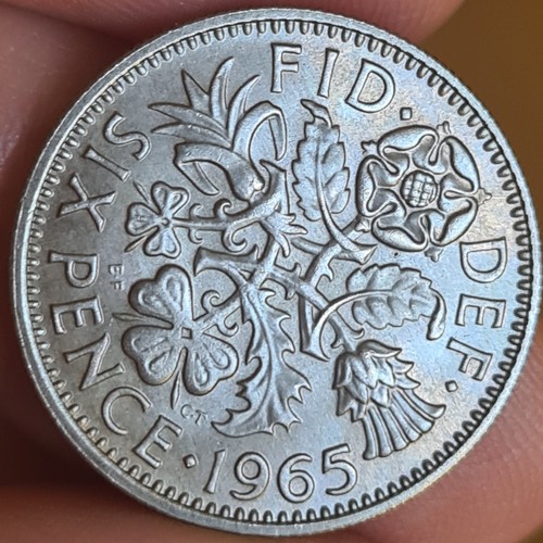 1965 uncirculated sixpence - uncirculated,