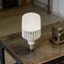 Extra Large 60W LED Bulb E40