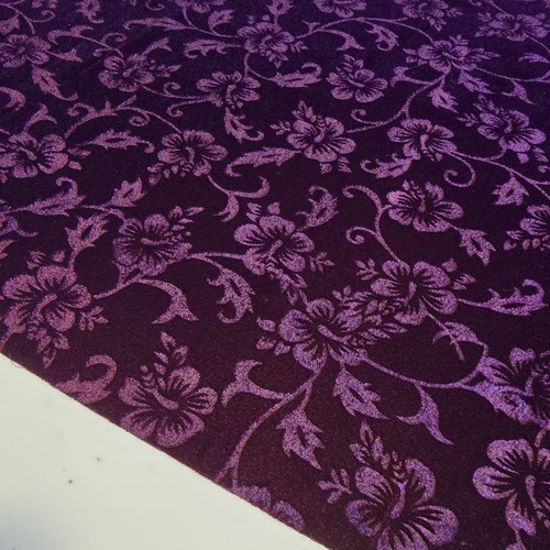 Triple velvet plush crown - 3,