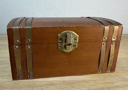 Mini wooden treasure chest - mini,