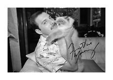 Freddie Mercury & his cat