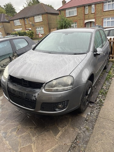 Breaking volkswagen golf - breaking, gti