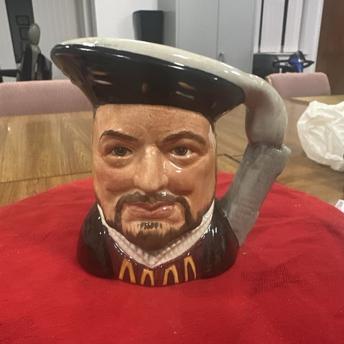 Royal doulton d6647 henry viii - royal,