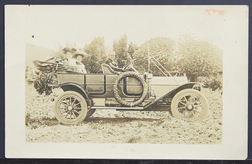Rppc awesome car with ladies - rppc,