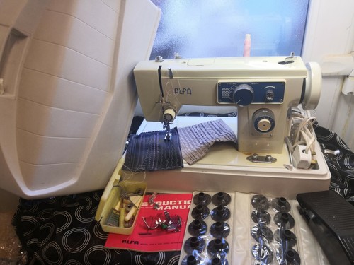 Alfa 606 zigzad embroidery - alfa,
