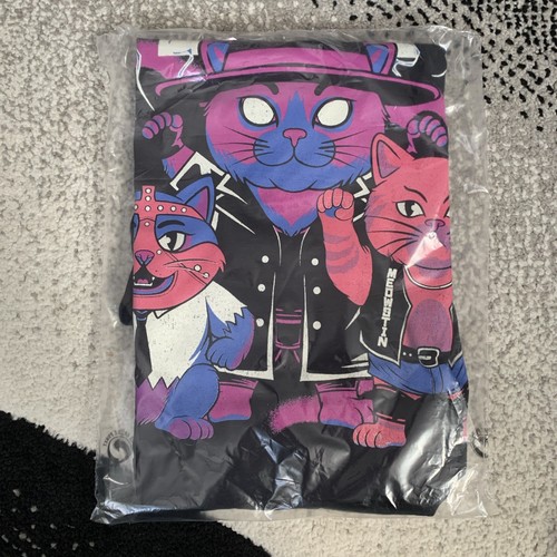Cat itude era - t-shirt, small