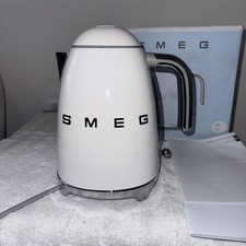 Smeg KLF03WHMUK 3000W 1.7L