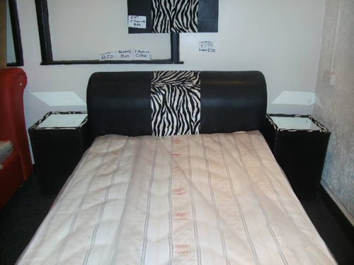 Sleigh bed - sleigh,