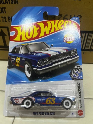 2026 hot wheels case - hot,