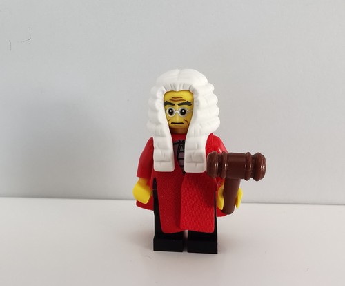 Lego judge col138 minifigure - lego,