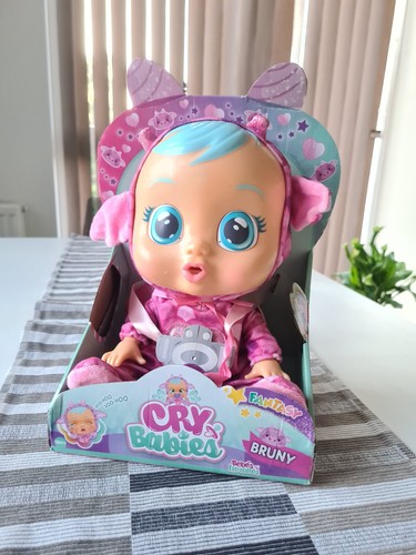 Cry babies fantasy bruny - cry,