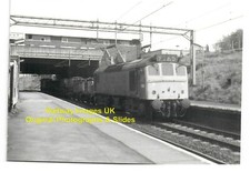 Photo Railway B&W - Class 25