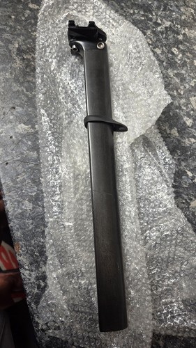 Carbon seatpost for giant - carbon,