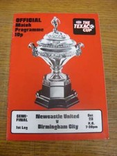 23/10/1974 Texaco Cup Semi-Final: Newcastle United v Birmingham City  (slight fo