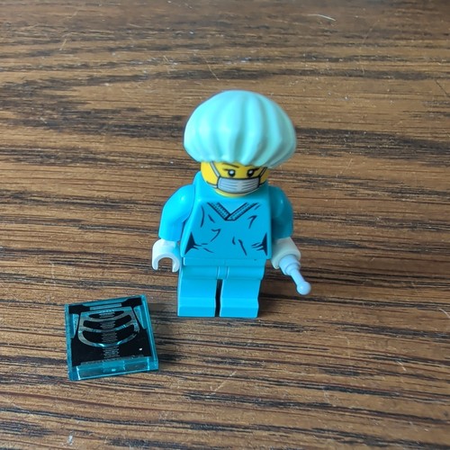 Lego surgeon with syringe - lego,