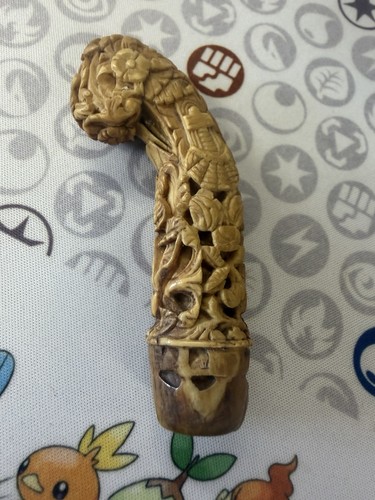 Netsuke umbrella handle - netsuke,