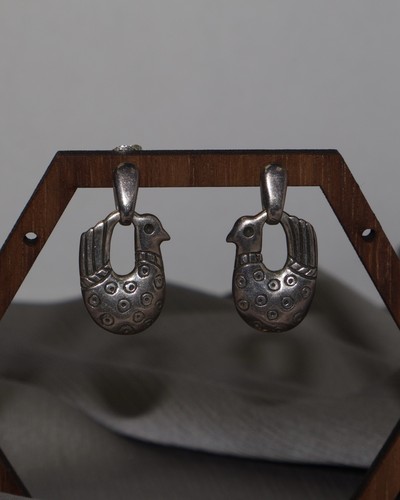 Retired james avery - james,