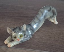 Vtg ceramic figurine a - figurine, of