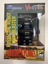 Robbie The Robot With Blaster