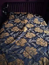 Bedeck Black And Gold Throw