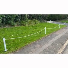 Garden verge / Boundary / Driveway Posts & 150m rope and Reflective Marker Posts