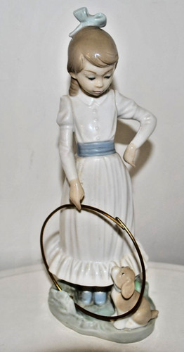 Nao lladro figurine dog - lladro,