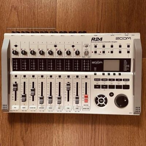 Zoom r24 multi track recorder - r24,