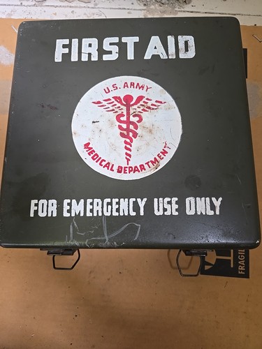 Army medical first aid - army,