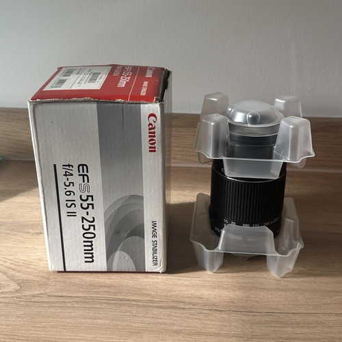 Canon 250mm 4 5 6 - f/4-5.6, is