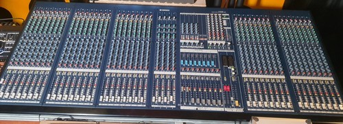 Yamaha im8 mixing desk - im8-40, +