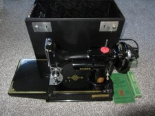 Iconic Singer 221 Featherlight Sewing Machine c1955, 110V USA Made (Cased)