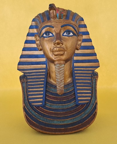 King tutankhamun egyptian - tutankhamun,