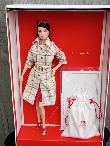 Barbie doll 2013 gold label - barbie,