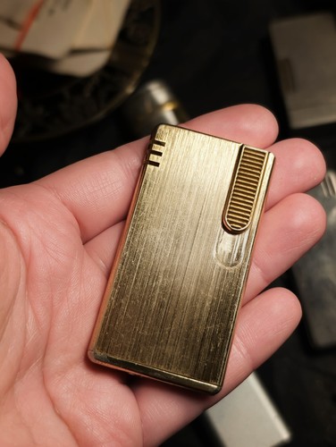 Silver match gold - gold, butane