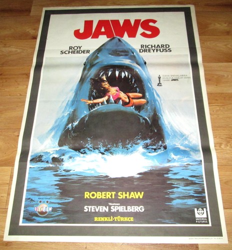 Jaws 1975 spielberg girl - 1975,