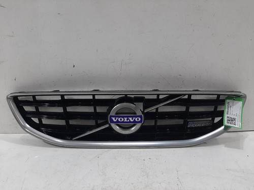 Volvo v40 design - v40, r-design
